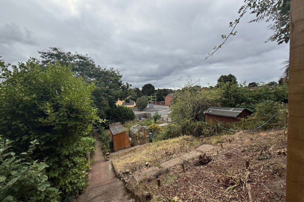 Lot: 56 - LAND WITH PLANNING - Full ground level view